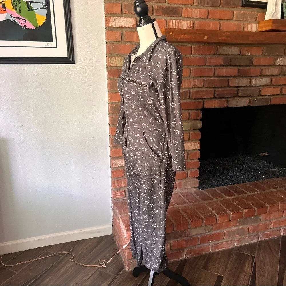 Jen’s Pirate Booty Floral Print Long Sleeve Jumper in Gray Sz XS